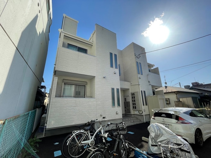 外観写真 GRANDTIC　22