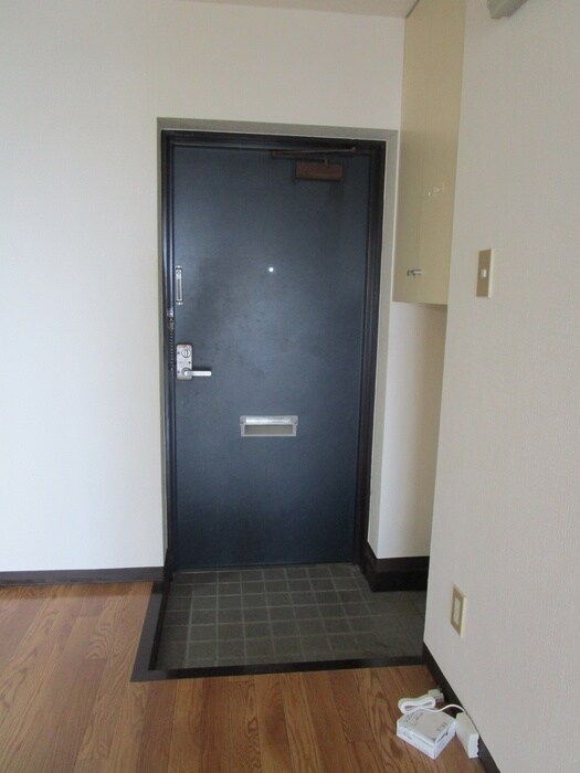 玄関 ノ－ヴァハイツ