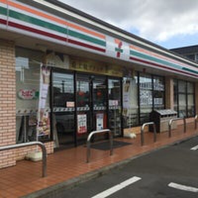 セブンイレブン　多賀城八幡4丁目店(コンビニ)まで230m ライフピアⅡ