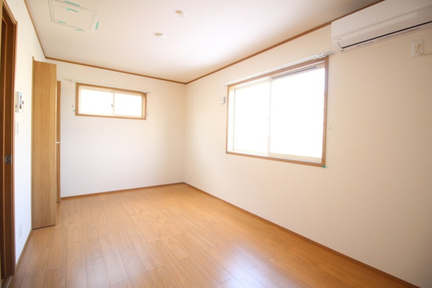 居室 イ－ズ国見１