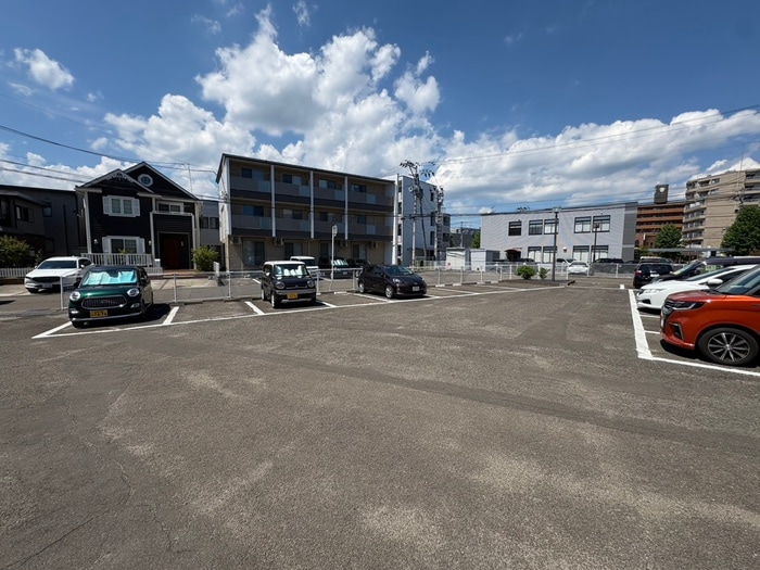 駐車場 アンソレイエ・ロジュマン