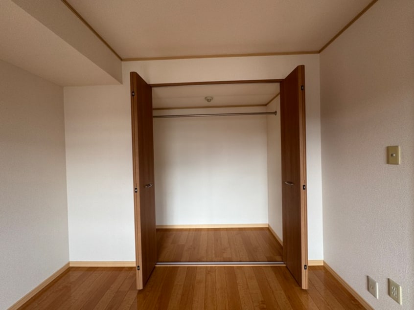 収納 ガーネットヒルズ広瀬町