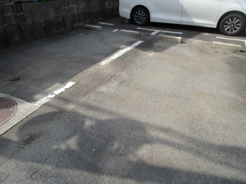 駐車場 ドミールＳＵＺＵＫＩ