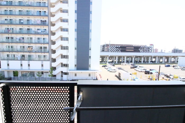 室内からの展望 桂参番館