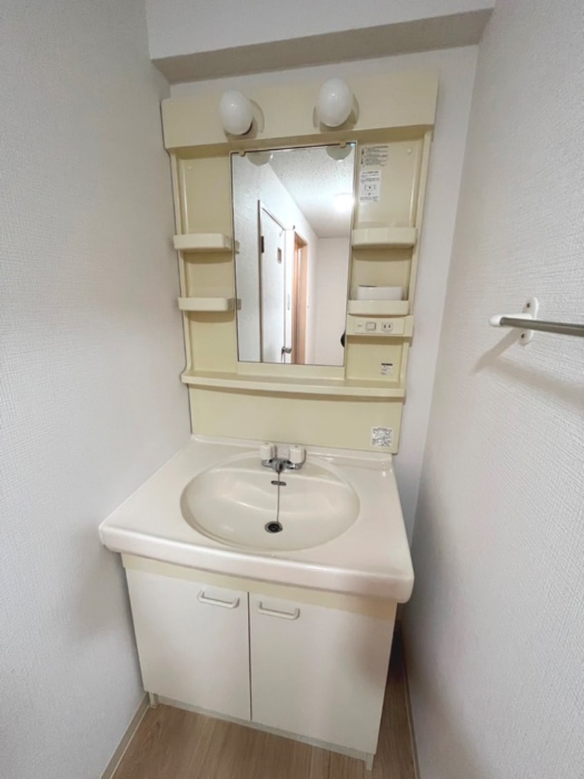 洗面 サンプラザ子平町