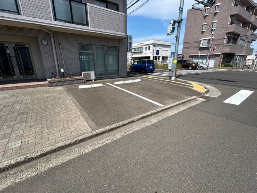 駐車場 ブランシェ宮千代