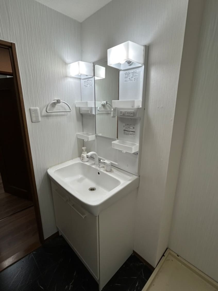 洗面 ウィスタリアⅢ