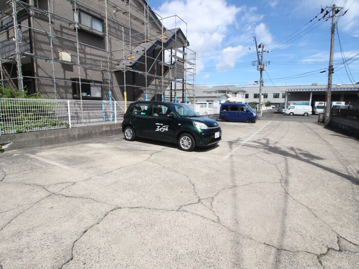 駐車場 丸広ハイツ