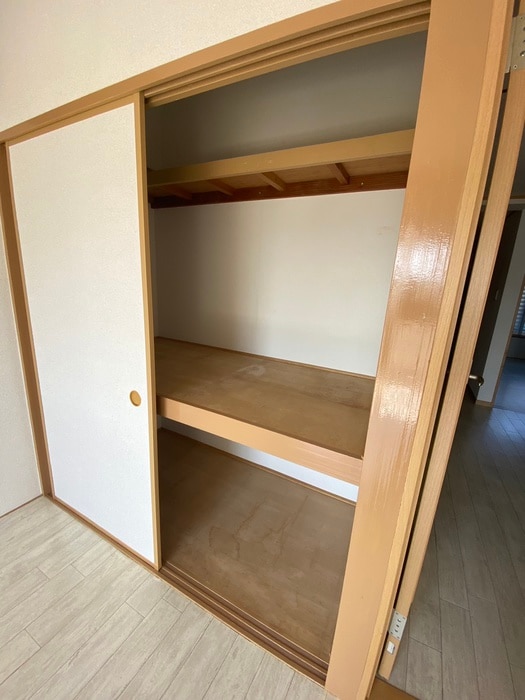 収納 フォ－シ－ズンマンションＡ