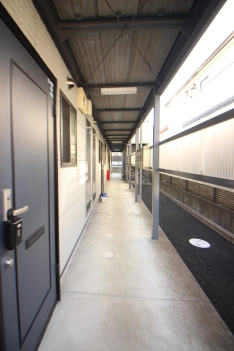 エントランス部分 シャトウKTⅢ