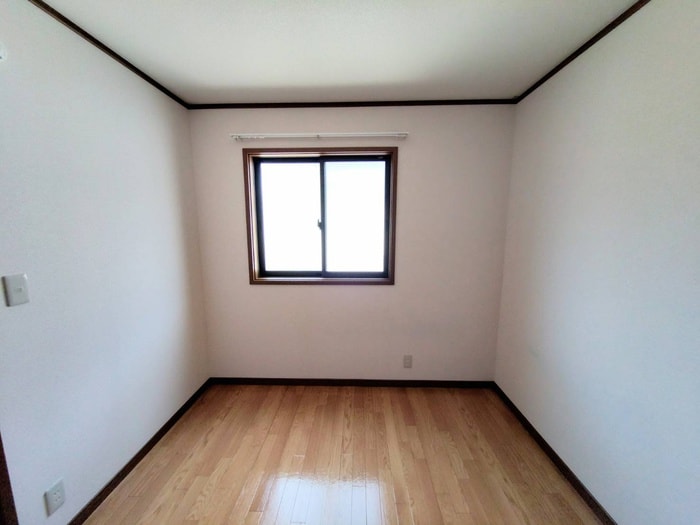 居室 シャトウKTⅢ