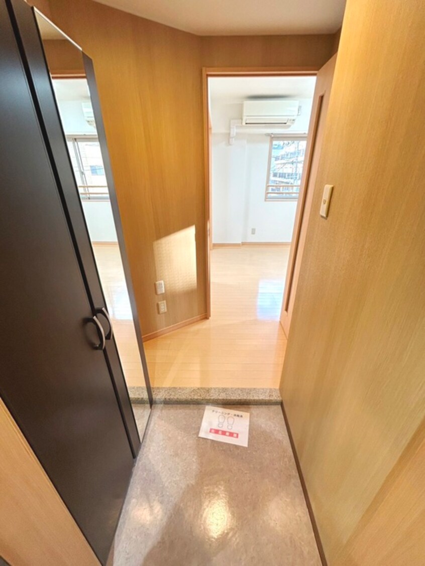 玄関 青葉勾当台ビル