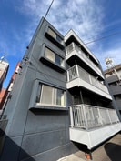 ＣＵＢＥ上杉の外観