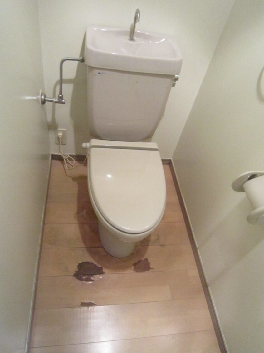 トイレ Ｋｓ　ＨＯＵＳＥ