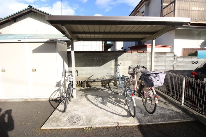 駐輪場 ノースエイト柏木