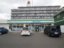 ファミリーマート 若林中倉店(コンビニ)まで350m ロフティ中倉Ⅲ
