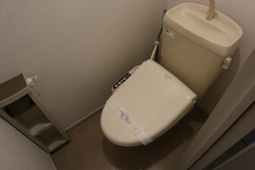 トイレ カ－サ・ブランシェＢ