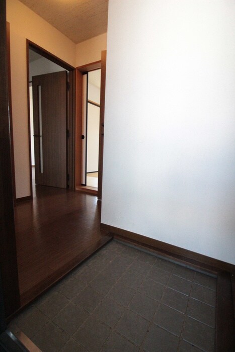 玄関 クレールコートⅡ号館