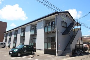 第１０グリ－ンハイツ