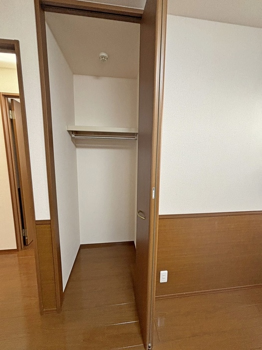 収納 イズ・ミル中央