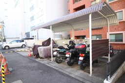 バイク置き場