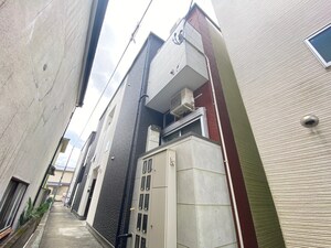 アルカンジュ三百人町