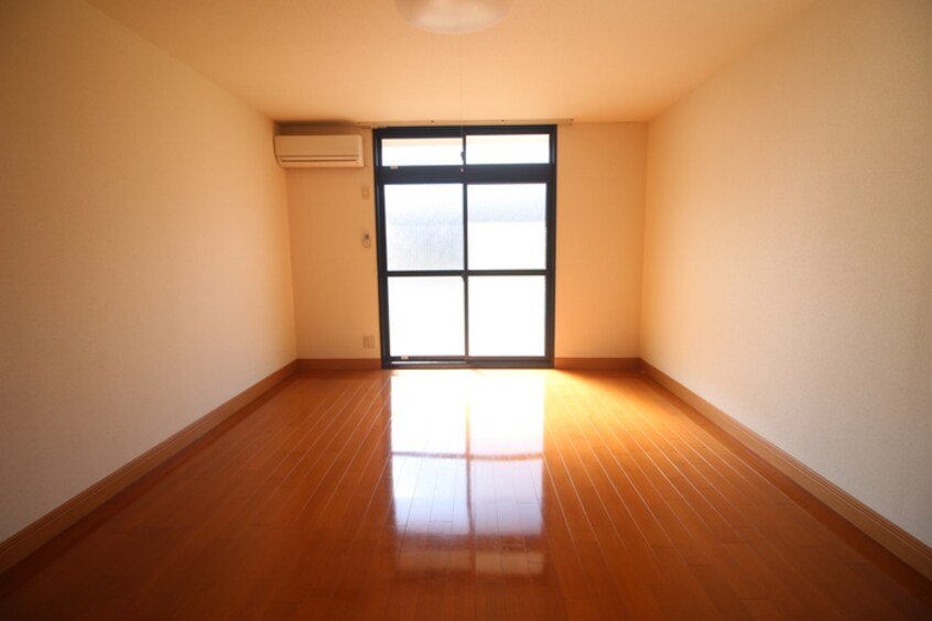 居室 多賀城イーストB