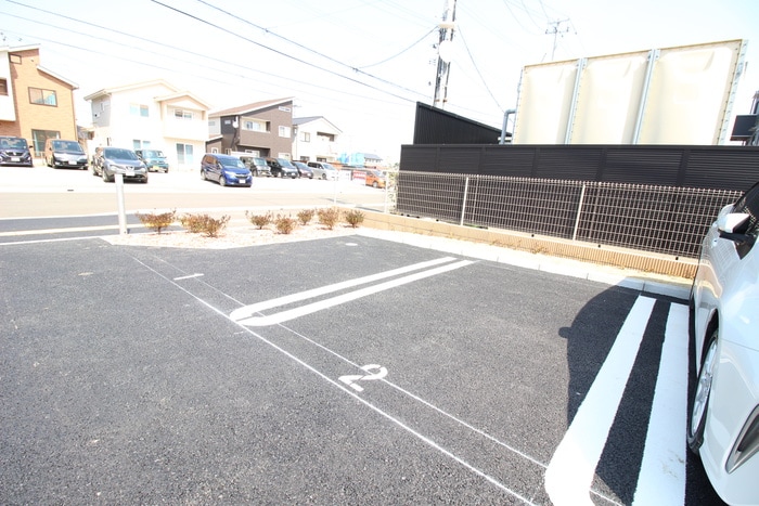 駐車場 レフアなないろの里