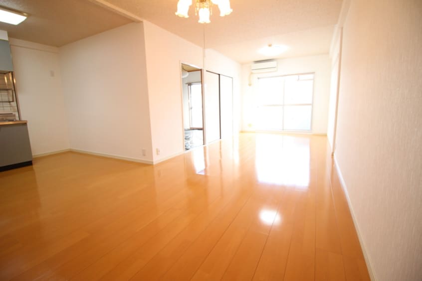 居室 ロイヤルヒルズ大和町