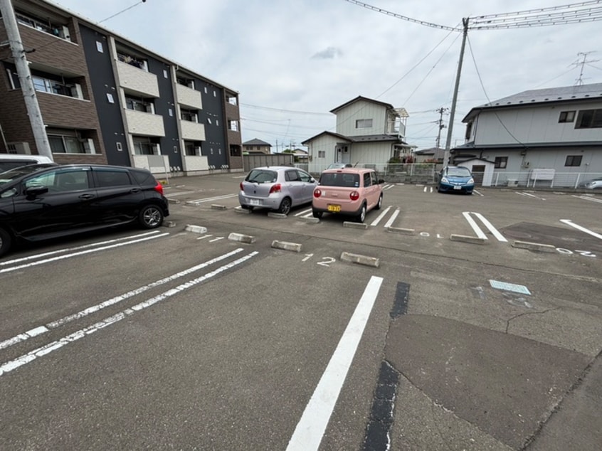 駐車場 フォーリストレジデンスⅠ