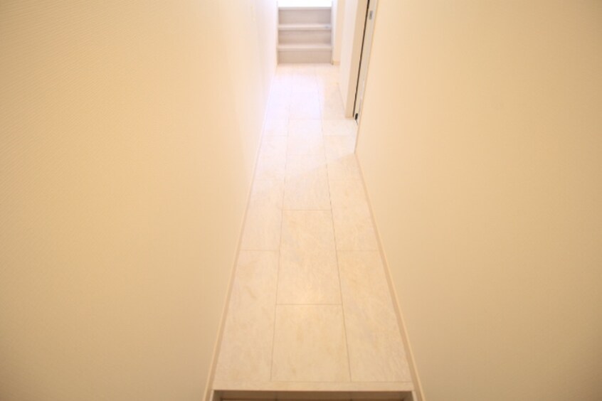 廊下 unリヴィエール高松