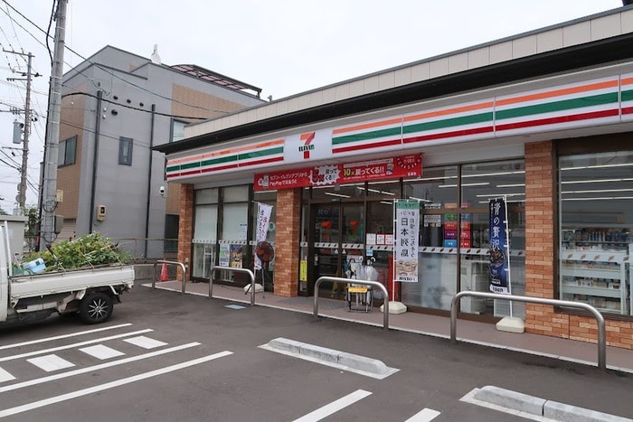 セブンイレブン　仙台柏木店(コンビニ)まで210m デザインメゾン柏木