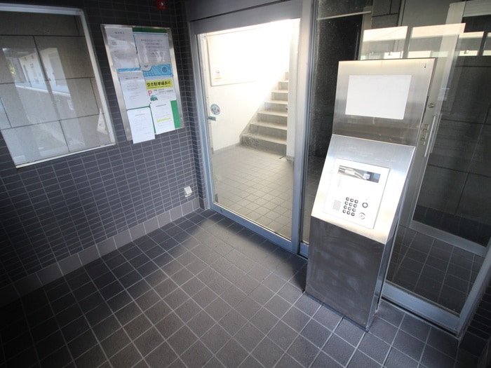 エントランス部分 エストレジャ