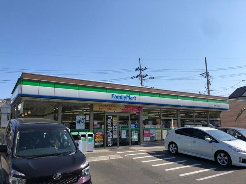 ファミリーマート 東勝山二丁目店(コンビニ)まで850m ＳＴＵＤＩＯ鷺ケ森