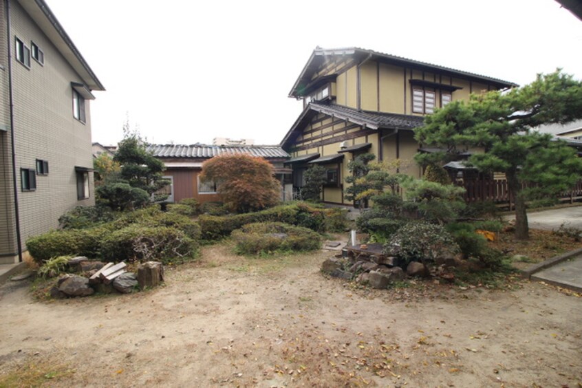 室内からの展望 憲光荘Ⅱ