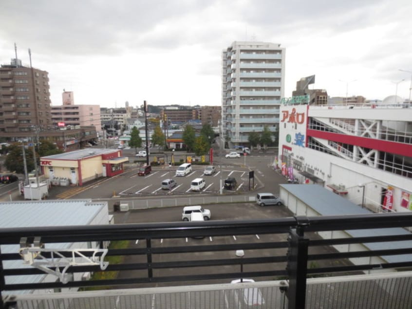 室内からの展望 ソレイユハイツ泉中央