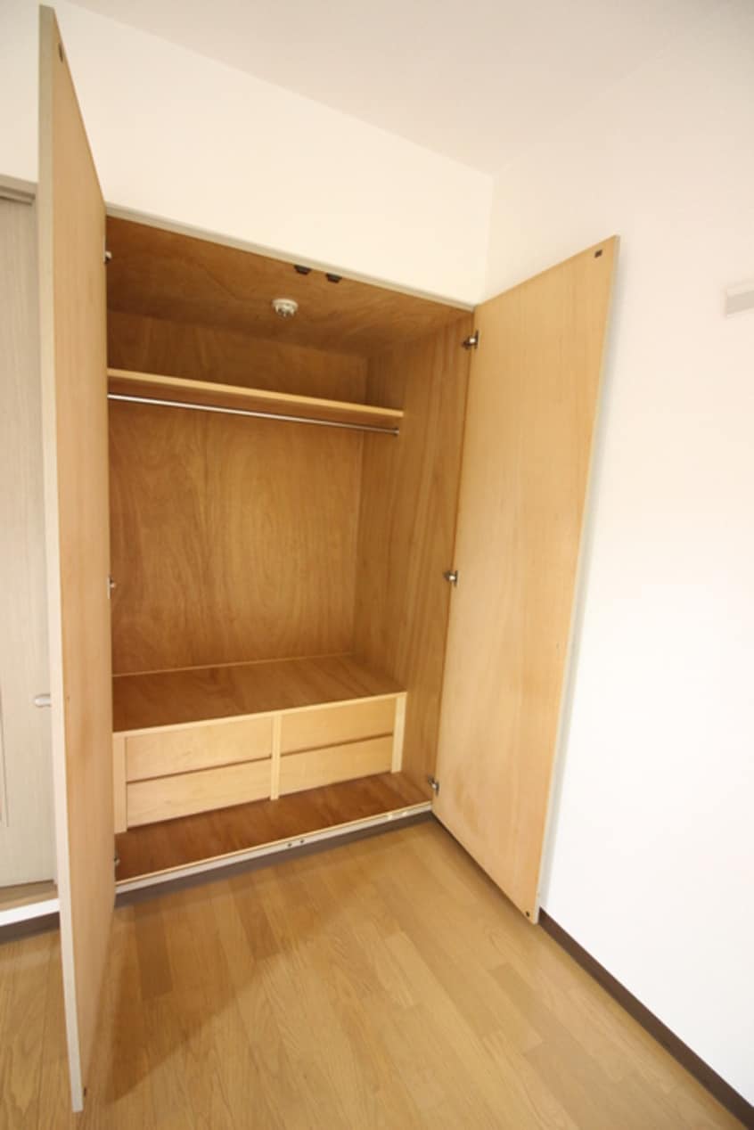 収納 ソレイユハイツ泉中央