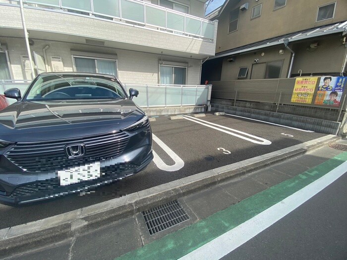 駐車場 リオレ南小泉