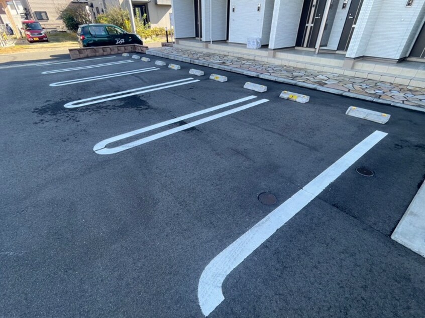 駐車場 サンパティーク　F棟
