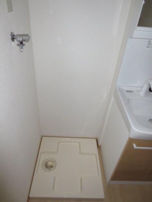 洗濯機置場 CREA八木山