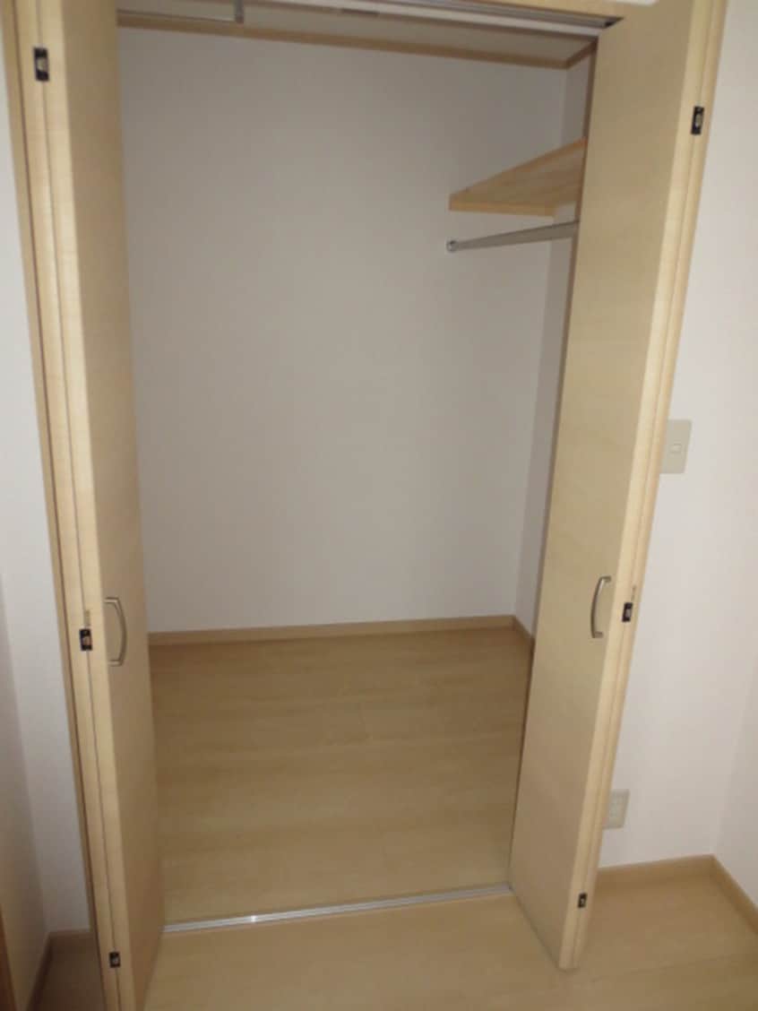 収納 CREA八木山