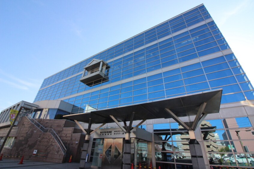 図書館(図書館)まで500m プラ－ナ泉中央