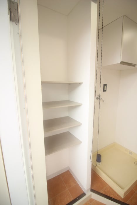 靴箱 フリーダムヒル中野栄Ｂ棟