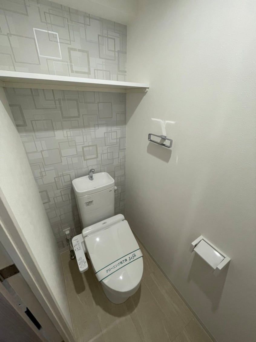 トイレ ラピスラズリ上杉