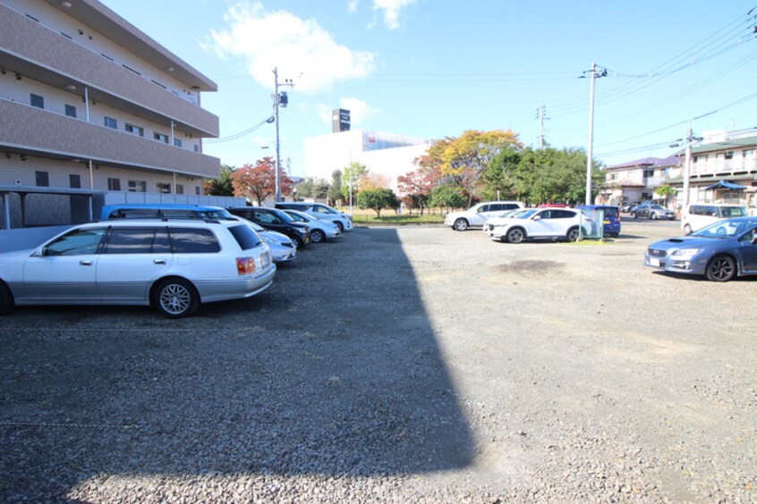 駐車場 オルテンシア泉崎Ｂ棟