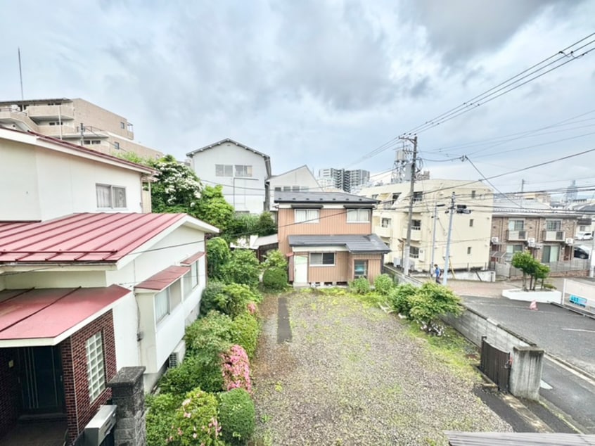 室内からの展望 ハイツ　カルチエラタン