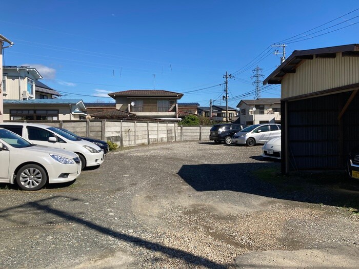 駐車場 第二佐藤アパート