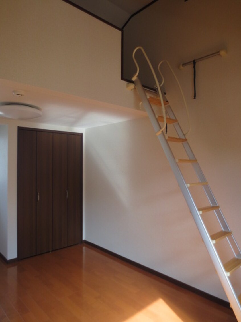 居室 コーポさんたかたりな