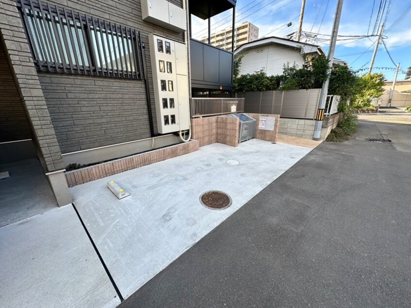 駐車場 モルディオン