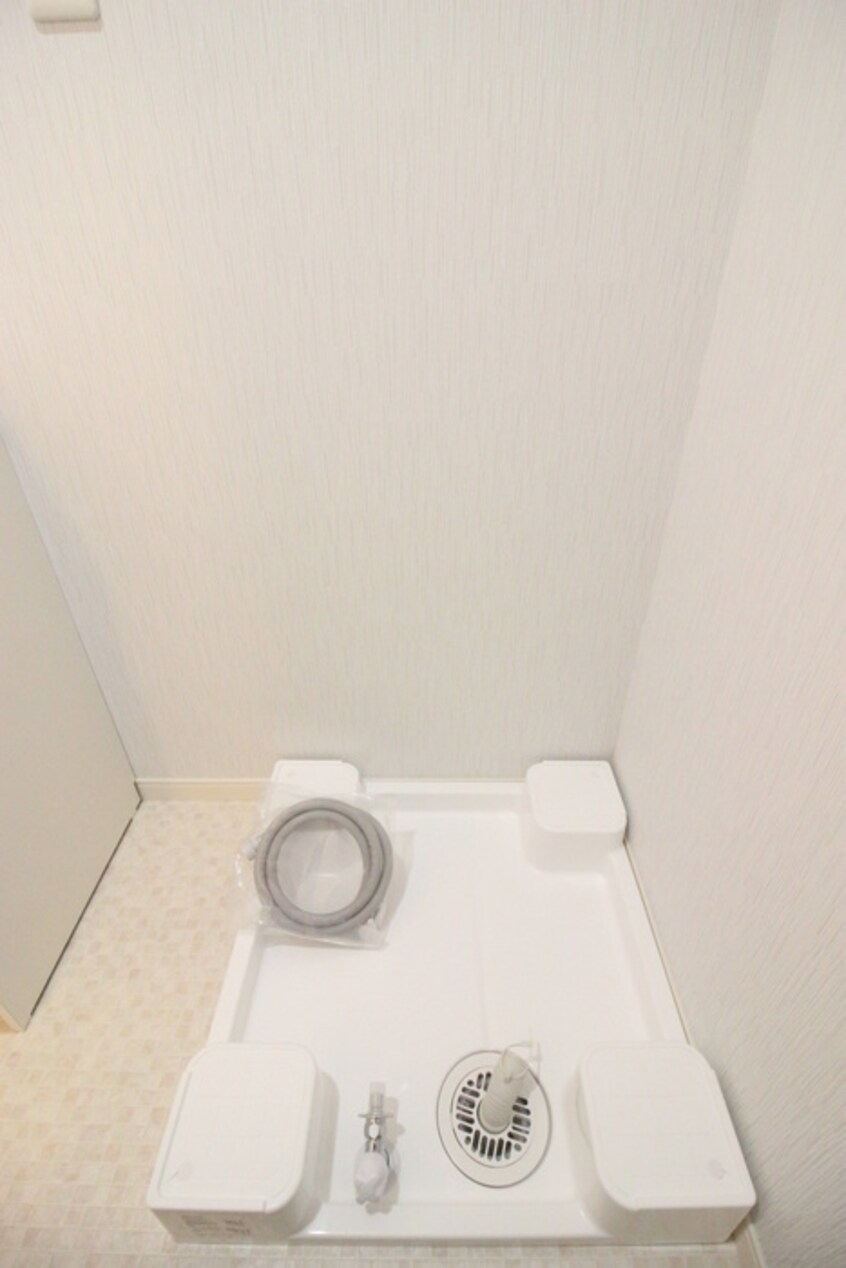 洗濯機置場 モルディオン